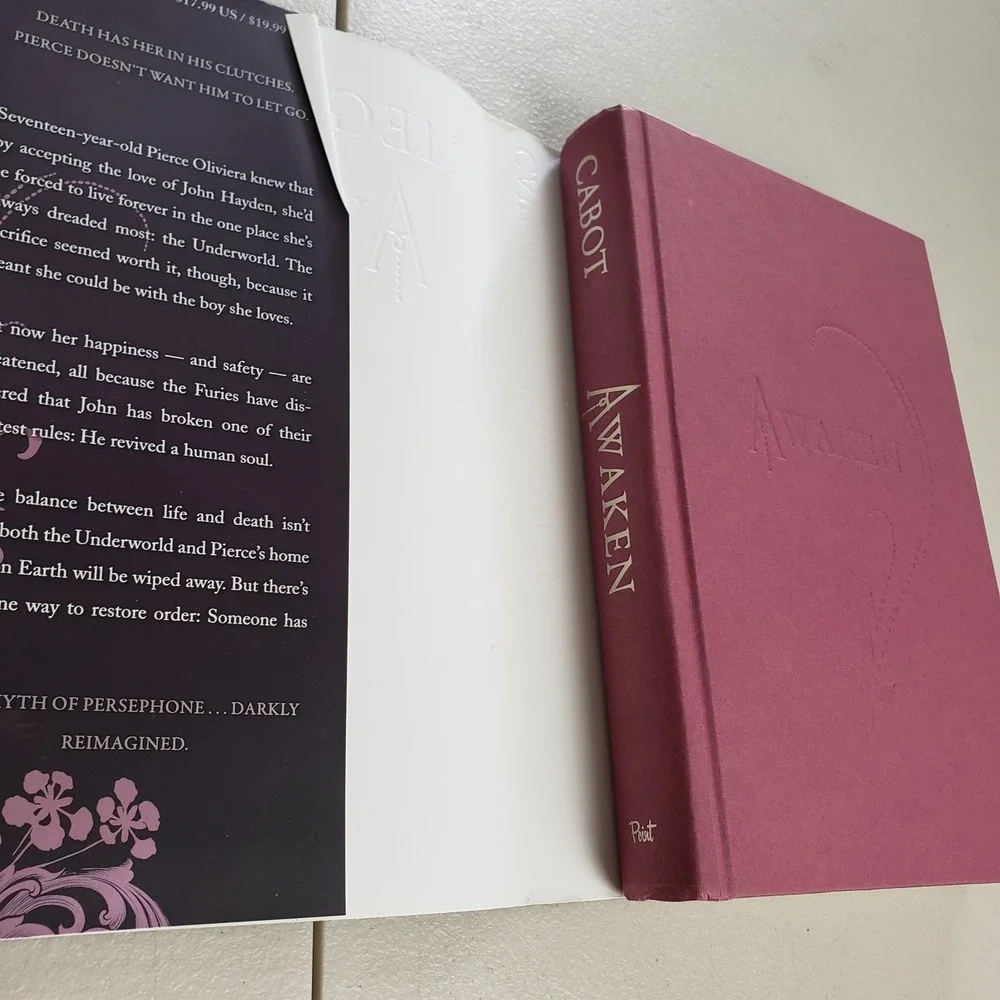 Awaken Meg Cabot Abandon Series Book 3 Hardcover First Edition 2013 YA Fantasy
